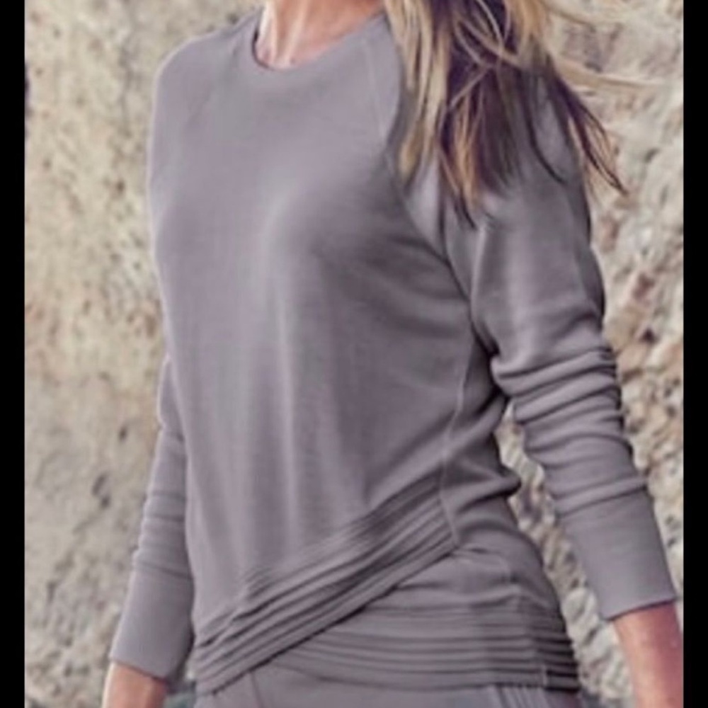 Athleta Women’s Serenity Criss Cross Sweatshirt Dark Gray Light Weight Size Smal